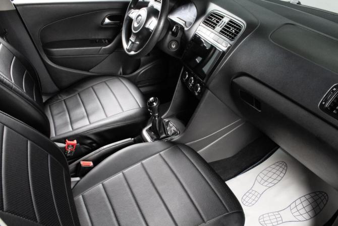 Volkswagen Polo V с пробегом 2011 года, цена 699 000 рублей, 270000 км, седан, Автокод Объявления