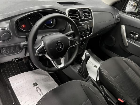 Renault Logan II Рестайлинг с пробегом 2019 года, цена 1 040 000 рублей, 97699 км, седан, Автокод Объявления