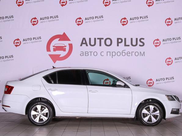 Skoda Octavia III (A7) Рестайлинг с пробегом 2019 года, цена 1 430 000 рублей, 101500 км, лифтбек, Автокод Объявления