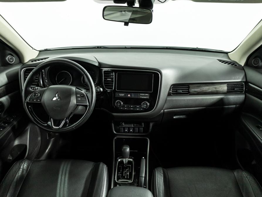 Mitsubishi Outlander III Рестайлинг 2 Санкт-Петербург  - изображение 13