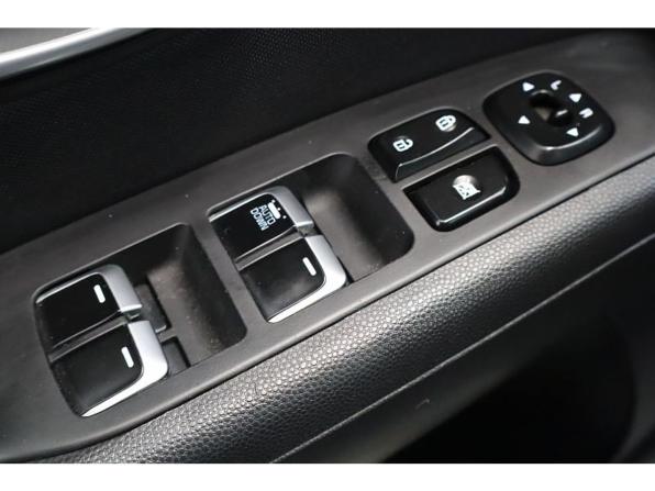 Kia Soul II Рестайлинг с пробегом 2018 года, цена 1 349 000 рублей, 155276 км, хэтчбек, Автокод Объявления