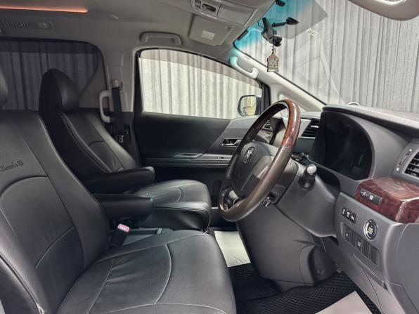 Toyota Vellfire I с пробегом 2011 года, цена 2 650 000 рублей, 190113 км, минивэн, Автокод Объявления