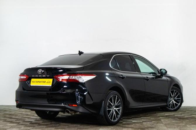 Toyota Camry VIII (XV70) Рестайлинг с пробегом 2021 года, цена 3 949 000 рублей, 61100 км, седан, Автокод Объявления