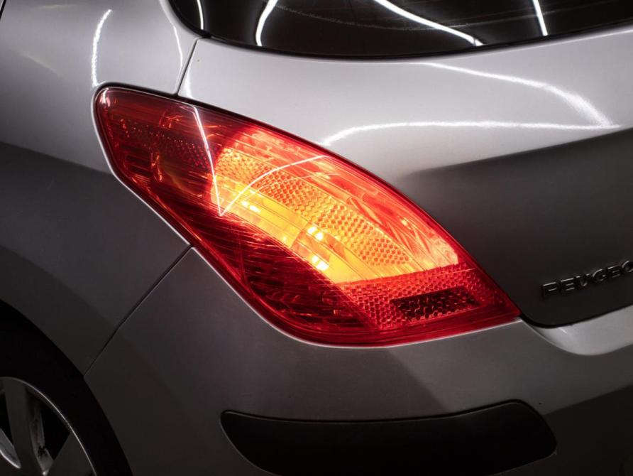 Peugeot 308 I Москва  - изображение 21