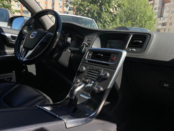 Volvo S60 II Рестайлинг с пробегом 2014 года, цена 999 000 рублей, 161600 км, седан, Автокод Объявления