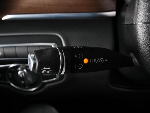 Mercedes-Benz V-Класс III (W447) Рестайлинг с пробегом 2021 года, цена 5 719 040 рублей, 107998 км, минивэн, Автокод Объявления