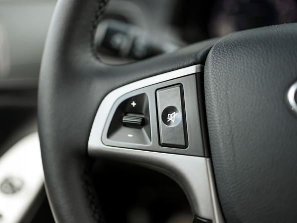 Hyundai Solaris I с пробегом 2014 года, цена 999 000 рублей, 106430 км, хэтчбек, Автокод Объявления