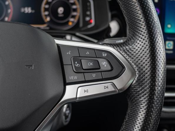 Volkswagen Polo VI с пробегом 2021 года, цена 1 715 000 рублей, 138620 км, лифтбек, Автокод Объявления
