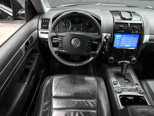 Volkswagen Touareg I Рестайлинг с пробегом 2007 года, цена 1 300 000 рублей, 199008 км, внедорожник, Автокод Объявления