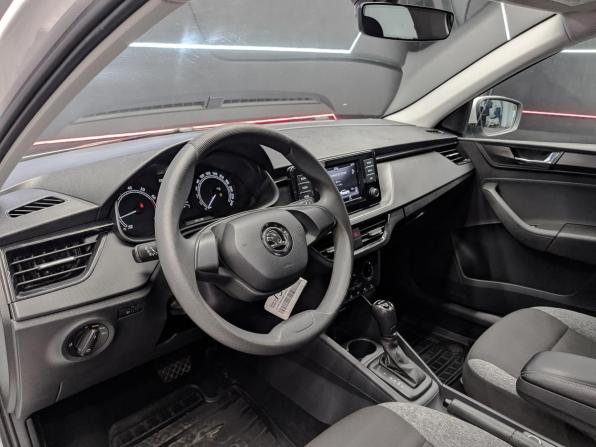 Skoda Rapid II с пробегом 2021 года, цена 1 350 000 рублей, 146966 км, лифтбек, Автокод Объявления