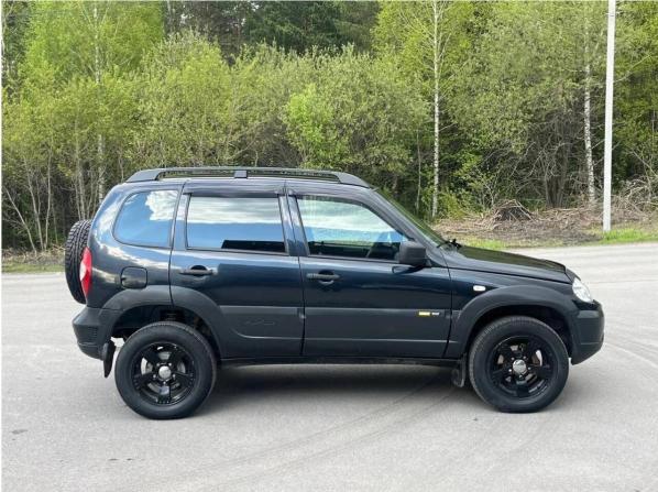 Chevrolet Niva I Рестайлинг с пробегом 2018 года, цена 749 000 рублей, 184000 км, внедорожник, Автокод Объявления