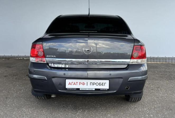 Opel Astra H Рестайлинг с пробегом 2011 года, цена 559 000 рублей, 175348 км, седан, Автокод Объявления