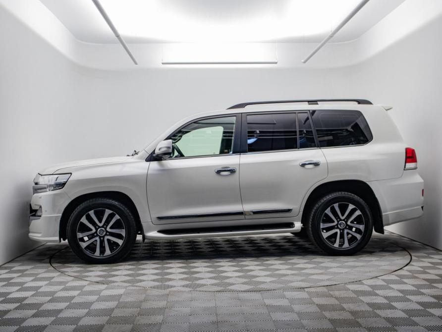 Toyota Land Cruiser 200 Series Рестайлинг 2 Москва  - изображение 9