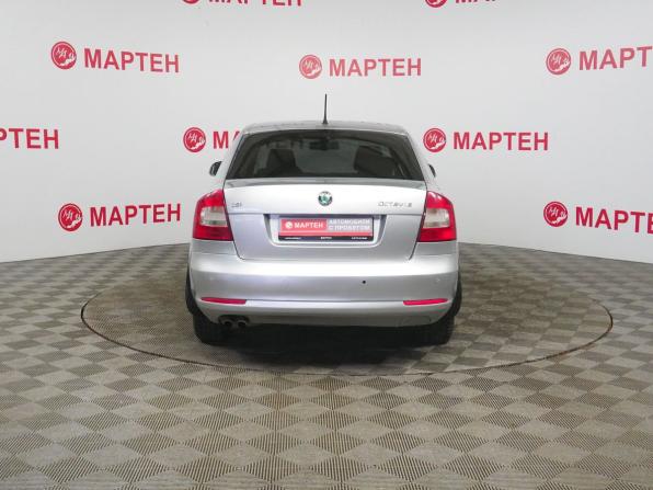 Skoda Octavia II (A5) Рестайлинг с пробегом 2011 года, цена 685 000 рублей, 286169 км, лифтбек, Автокод Объявления