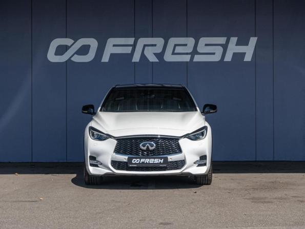 Infiniti Q30 с пробегом 2017 года, цена 2 390 000 рублей, 82931 км, хэтчбек, Автокод Объявления