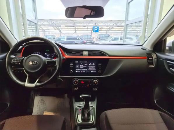 Kia Rio IV Рестайлинг с пробегом 2021 года, цена 1 750 000 рублей, 84000 км, хэтчбек, Автокод Объявления