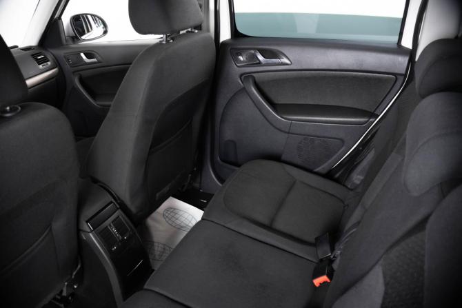 Skoda Yeti I Рестайлинг с пробегом 2014 года, цена 1 399 000 рублей, 146000 км, внедорожник, Автокод Объявления