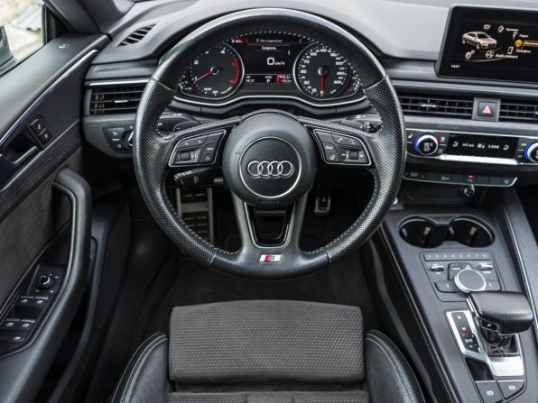 Audi A5 II (F5) с пробегом 2017 года, цена 3 248 000 рублей, 91815 км, лифтбек, Автокод Объявления