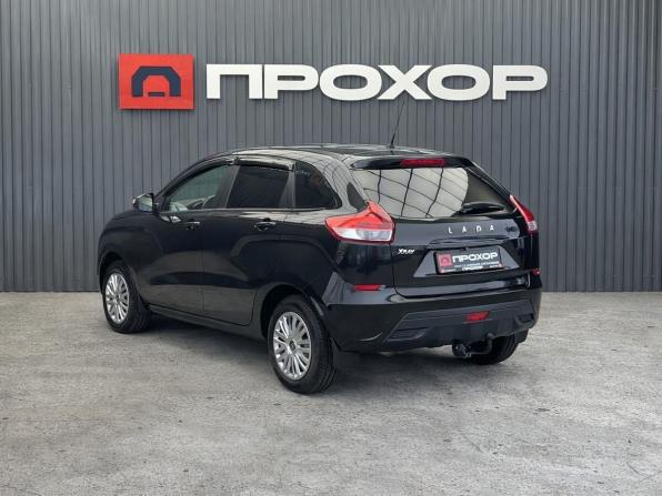 Lada (ВАЗ) XRAY I с пробегом 2018 года, цена 757 000 рублей, 117408 км, хэтчбек, Автокод Объявления