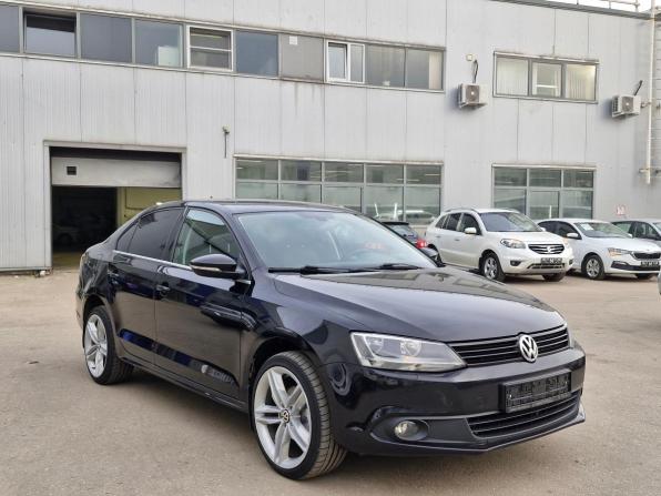 Volkswagen Jetta VI с пробегом 2013 года, цена 898 000 рублей, 228704 км, седан, Автокод Объявления
