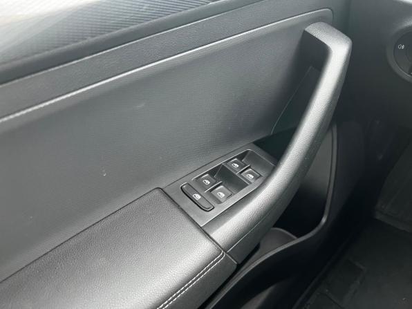 Volkswagen Polo VI с пробегом 2021 года, цена 1 795 200 рублей, 36574 км, лифтбек, Автокод Объявления