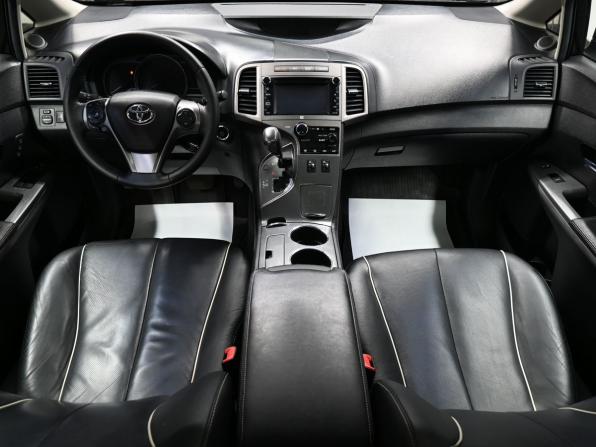 Toyota Venza I Рестайлинг с пробегом 2014 года, цена 2 125 000 рублей, 187315 км, внедорожник, Автокод Объявления