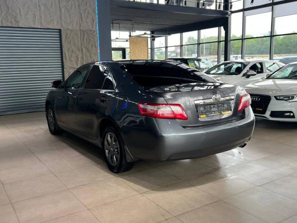 Toyota Camry VI (XV40) Рестайлинг с пробегом 2010 года, цена 1 185 000 рублей, 521000 км, седан, Автокод Объявления