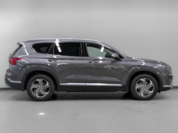 Hyundai Santa Fe IV Рестайлинг с пробегом 2022 года, цена 4 040 000 рублей, 36618 км, внедорожник, Автокод Объявления