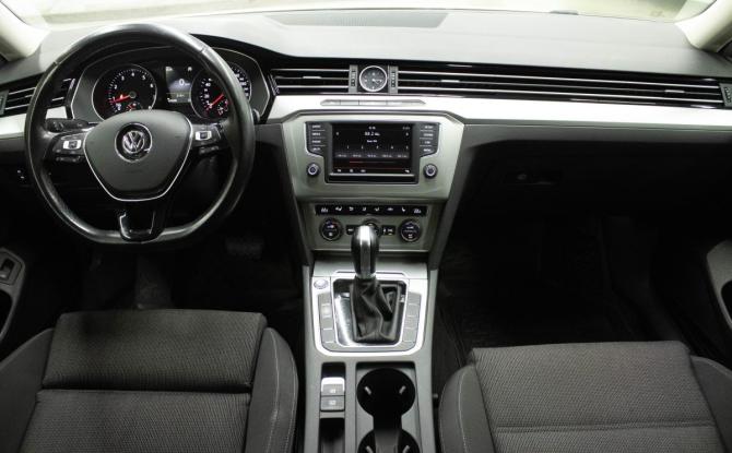 Volkswagen Passat B8 с пробегом 2016 года, цена 1 849 000 рублей, 126048 км, седан, Автокод Объявления