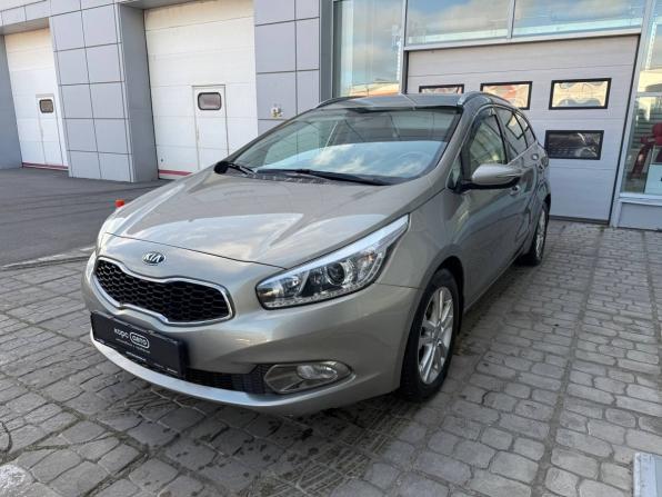 Kia Ceed II с пробегом 2014 года, цена 1 000 000 рублей, 163640 км, универсал, Автокод Объявления
