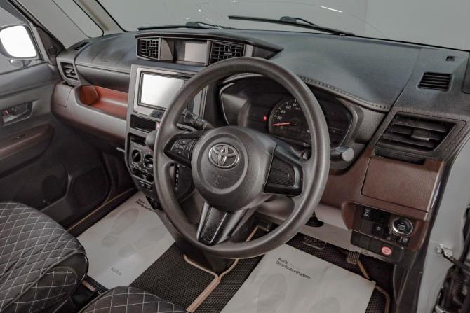 Toyota Roomy I с пробегом 2018 года, цена 1 099 000 рублей, 99700 км, микровэн, Автокод Объявления