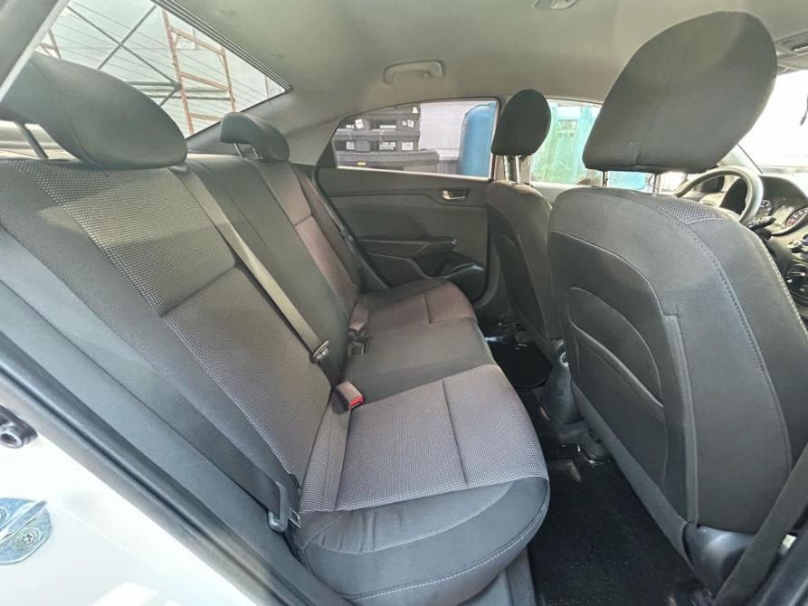 Hyundai Solaris II Санкт-Петербург  - изображение 20