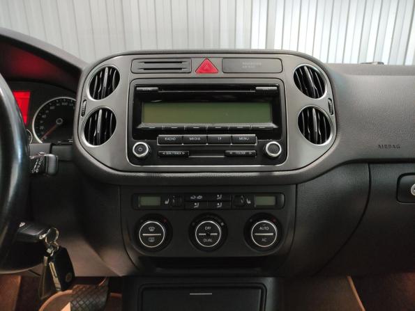 Volkswagen Tiguan I с пробегом 2009 года, цена 1 010 000 рублей, 201305 км, внедорожник, Автокод Объявления
