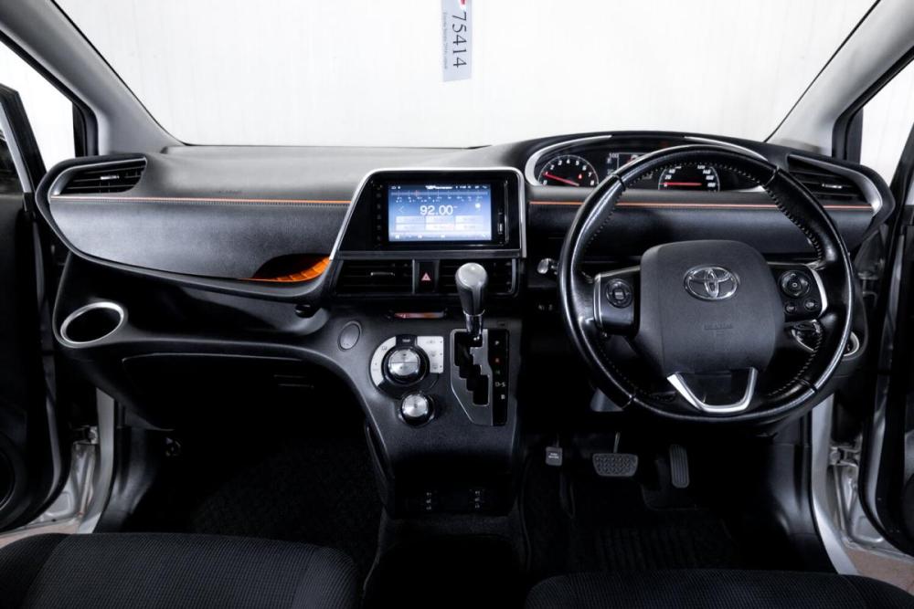 Toyota Sienta II Тюмень  - изображение 15