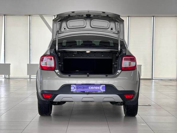 Renault Logan II Рестайлинг с пробегом 2021 года, цена 1 180 000 рублей, 99409 км, седан, Автокод Объявления