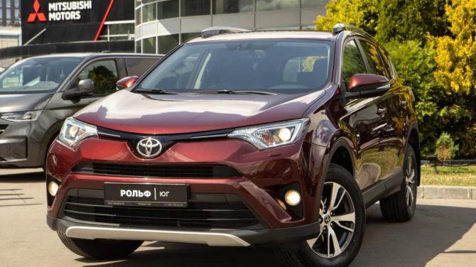 Toyota RAV4 IV (XA40) Рестайлинг с пробегом 2016 года, цена 1 978 000 рублей, 164307 км, внедорожник, Автокод Объявления