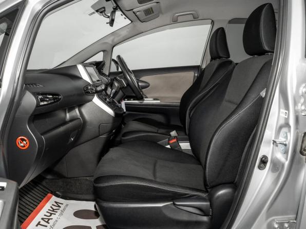 Toyota Wish II с пробегом 2010 года, цена 1 245 000 рублей, 160785 км, минивэн, Автокод Объявления