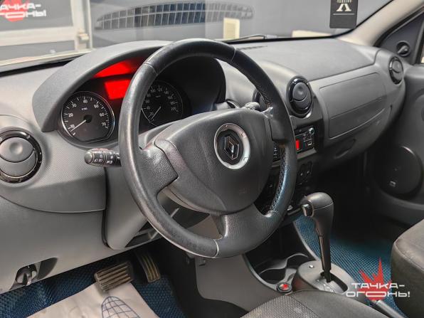 Renault Sandero I с пробегом 2013 года, цена 588 000 рублей, 186000 км, хэтчбек, Автокод Объявления