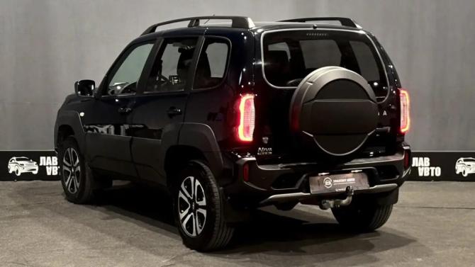 Lada (ВАЗ) Niva Travel I с пробегом 2024 года, цена 1 100 000 рублей, 37296 км, внедорожник, Автокод Объявления