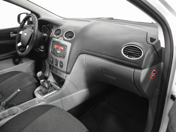 Ford Focus II Рестайлинг с пробегом 2011 года, цена 439 000 рублей, 201769 км, седан, Автокод Объявления