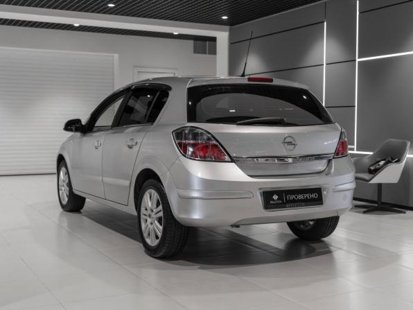 Opel Astra H Рестайлинг с пробегом 2011 года, цена 695 000 рублей, 86833 км, хэтчбек, Автокод Объявления