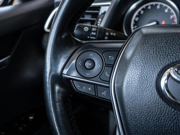 Toyota Camry VIII (XV70) с пробегом 2019 года, цена 2 180 000 рублей, 192555 км, седан, Автокод Объявления