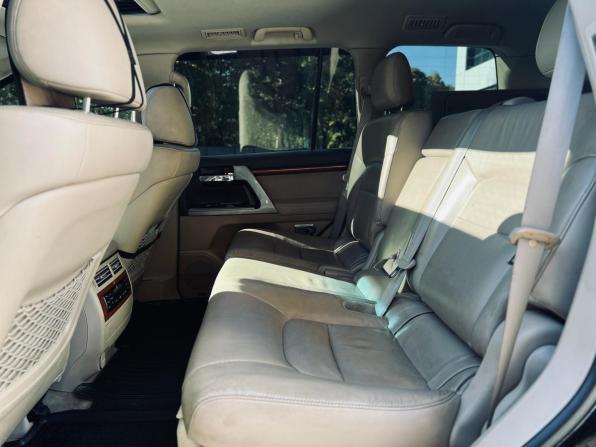 Toyota Land Cruiser 200 Series Рестайлинг 1 с пробегом 2014 года, цена 4 450 000 рублей, 190504 км, внедорожник, Автокод Объявления