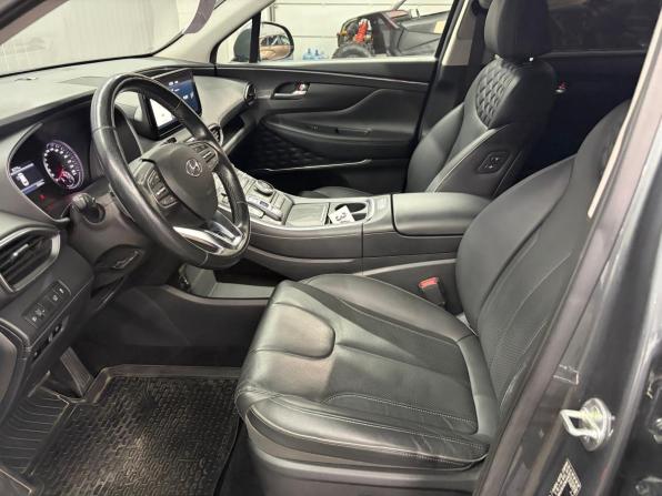 Hyundai Santa Fe IV Рестайлинг с пробегом 2022 года, цена 3 697 000 рублей, 30811 км, внедорожник, Автокод Объявления