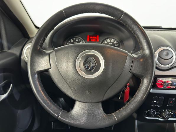 Renault Sandero I с пробегом 2014 года, цена 599 900 рублей, 192000 км, хэтчбек, Автокод Объявления