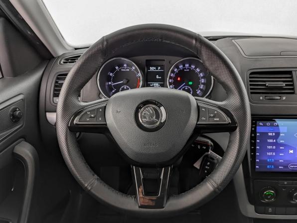Skoda Yeti I Рестайлинг с пробегом 2014 года, цена 1 250 000 рублей, 66239 км, внедорожник, Автокод Объявления
