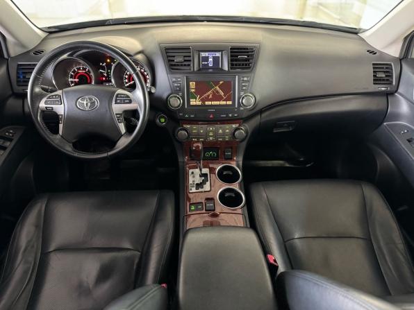 Toyota Highlander II (XU40) Рестайлинг с пробегом 2012 года, цена 1 799 000 рублей, 213558 км, внедорожник, Автокод Объявления