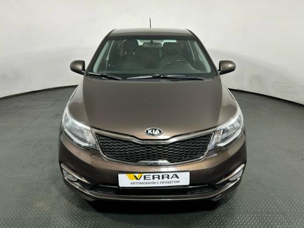 Kia Rio III Рестайлинг с пробегом 2017 года, цена 1 000 000 рублей, 100771 км, седан, Автокод Объявления