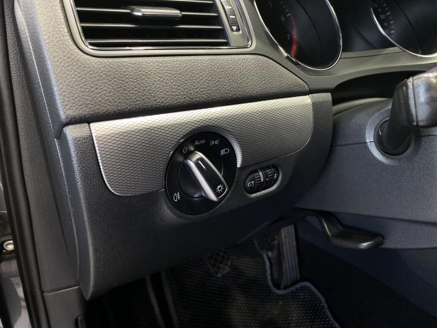 Volkswagen Jetta VI Рестайлинг Ростов-на-Дону  - изображение 11