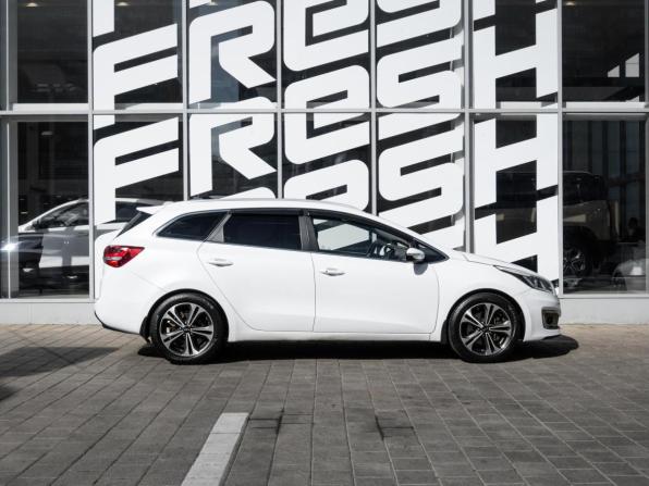 Kia Ceed II Рестайлинг с пробегом 2018 года, цена 1 288 000 рублей, 159238 км, универсал, Автокод Объявления
